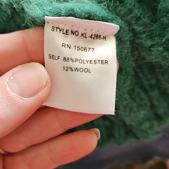 STRUT & BOLT Green Wool blend slouchy cardigan. Size M - Picture 5 of 11